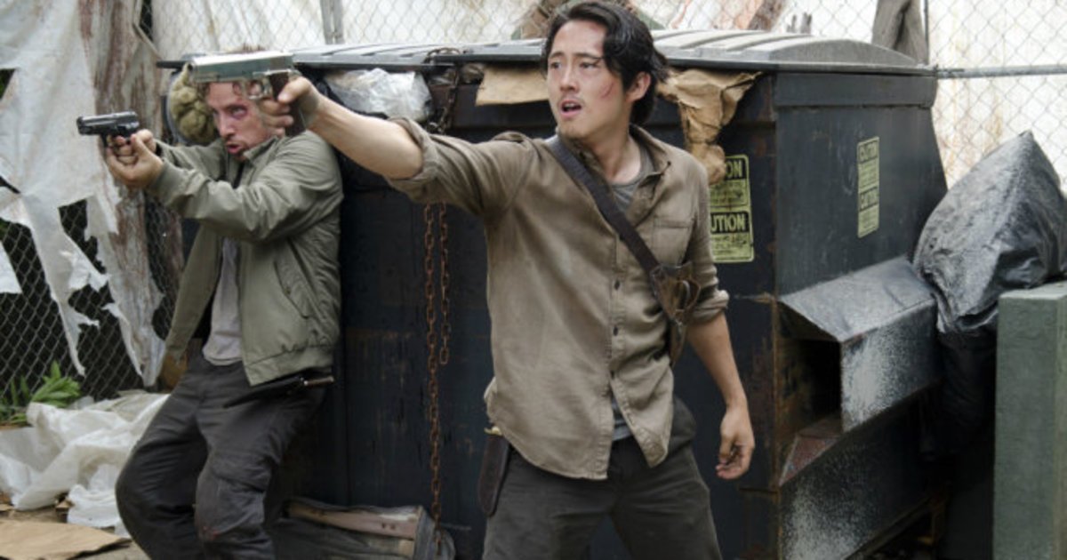 HuffPost's tweet image. There's a big reason Glenn isn't the new Jon Snow huff.to/1GyAzOG