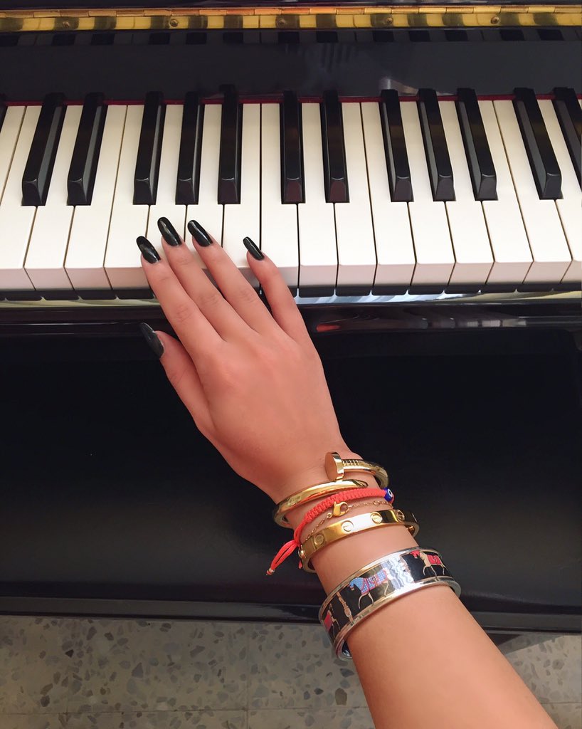 danasalmo's tweet photo. 🎹❤️ https://t.co/syADB8G3u8