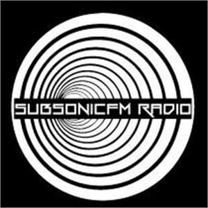 funktraprecords's tweet photo. I'm listening to Midnight Request Line (Mikey B &amp; Sketchi Remix) - Skream on @subsonic_FM  https://t.co/1pBoyhRLFw https://t.co/oKZXLwD2aQ