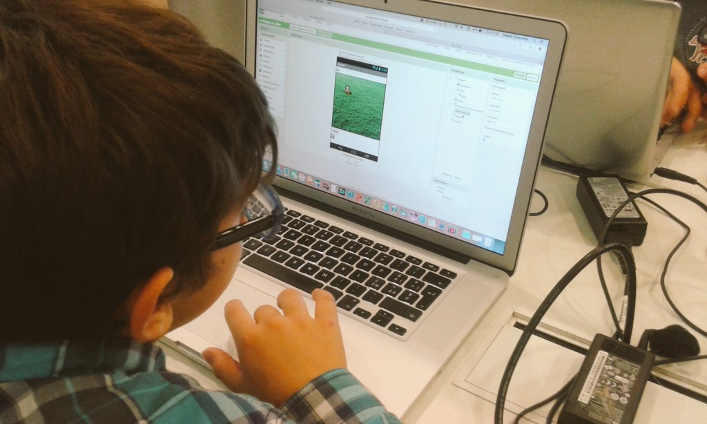 PisaCoderDojo's tweet image. #PisaCoderDojo 9 Il #gioco che #programmano i piccoli #ninja è... #acchiappalatalpa! @SMSBiblioPisa #becool