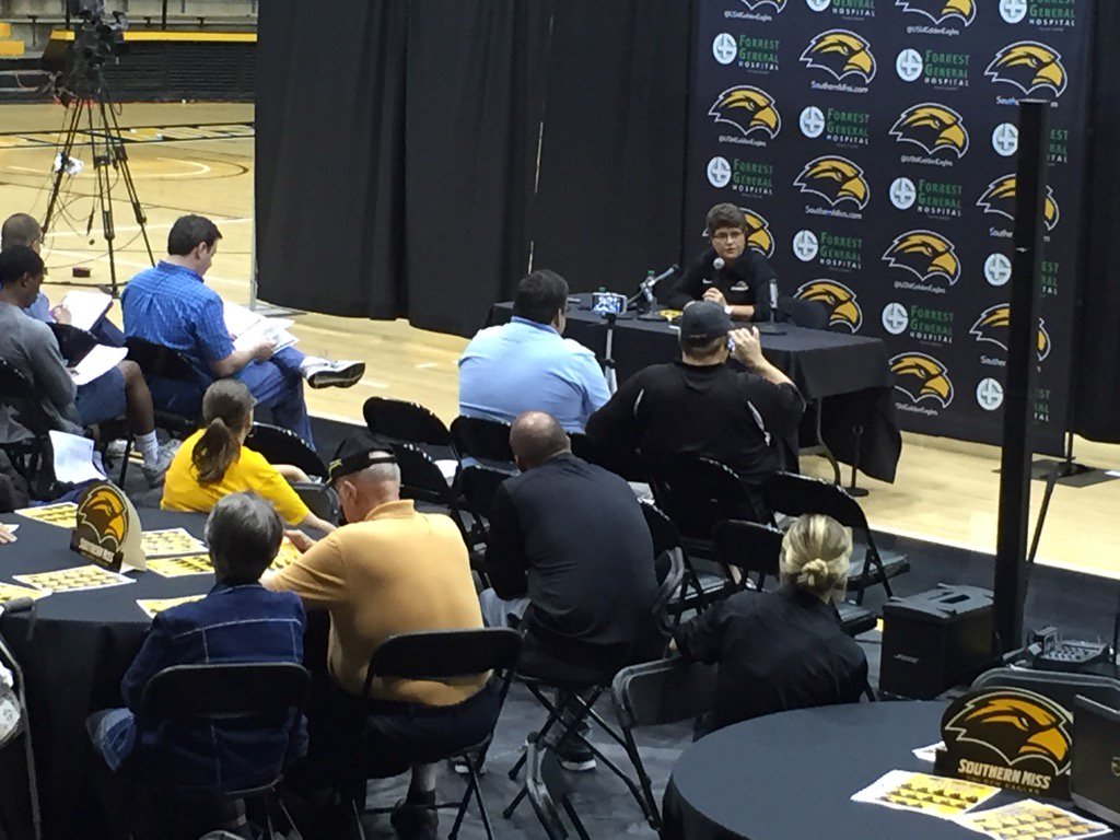 JeffStur23's tweet photo. .@SouthernMissWBB head coach @CoachMcNelis answering questions during @Conference_USA Media Day #CUSATakeOver #SMTTT https://t.co/0kQvGzKQgc