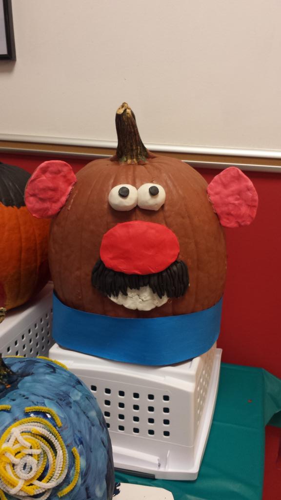 ecolsey930's tweet photo. @playskool Meet Mr. Potato Pumpkin! https://t.co/uCphd3FbCI