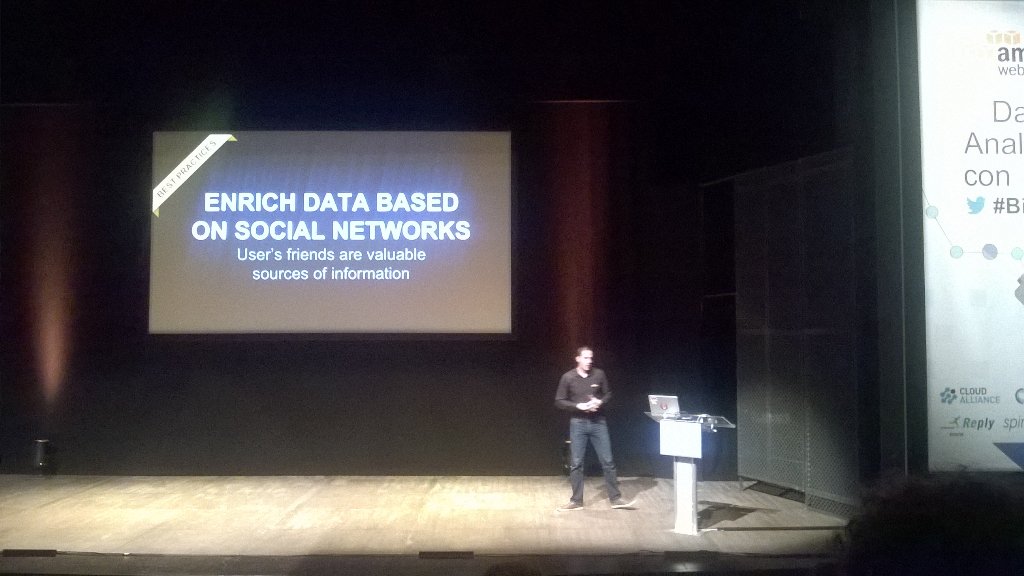 netgrid_it's tweet photo. #bigdata #aws ricorda di includere i dati dai social network https://t.co/2O59V2zGf6