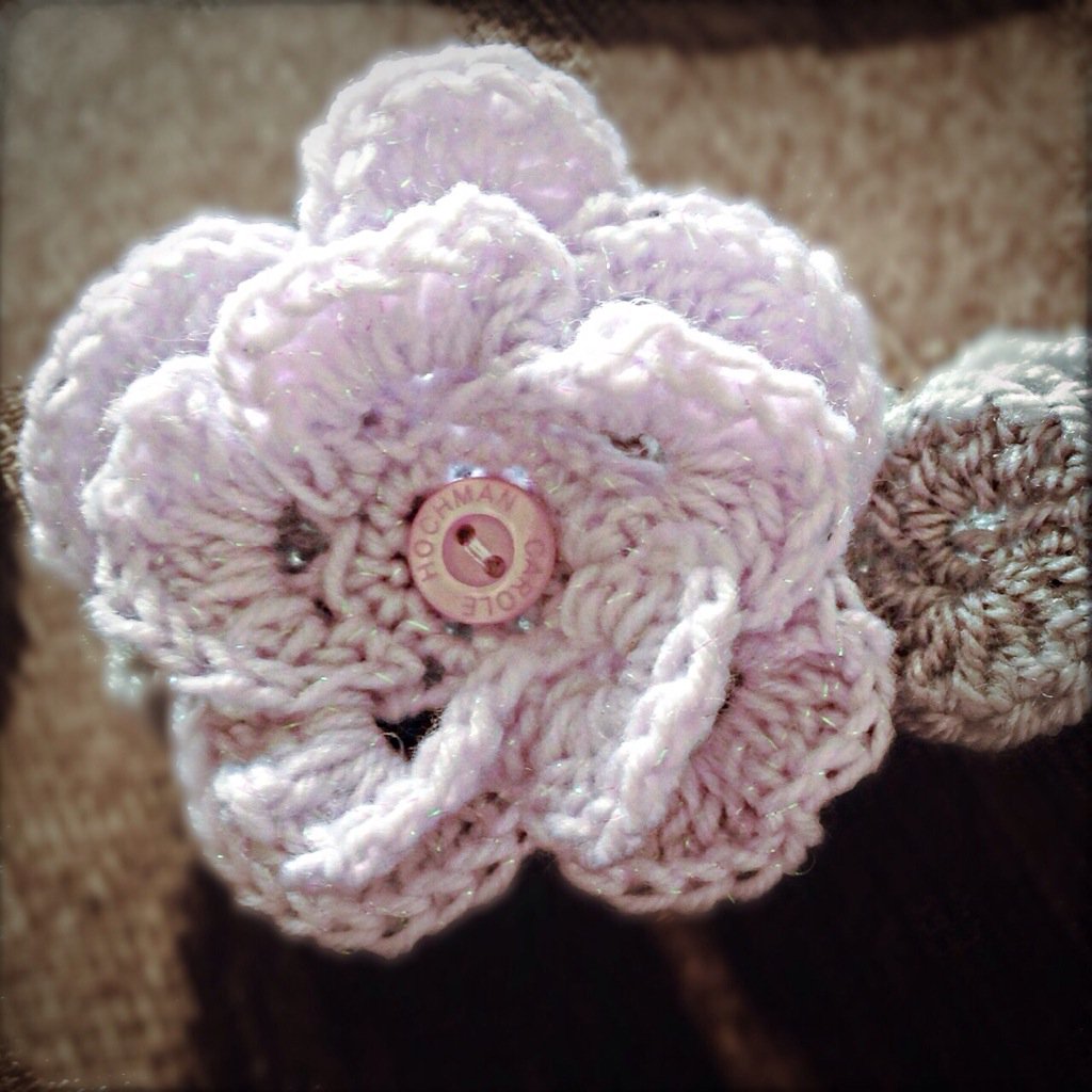 Granny_Squares's tweet photo. Crochet baby headband #Addicted #Crochet #Love #Crafts #Creative 💕 https://t.co/vZUZF5pZsm