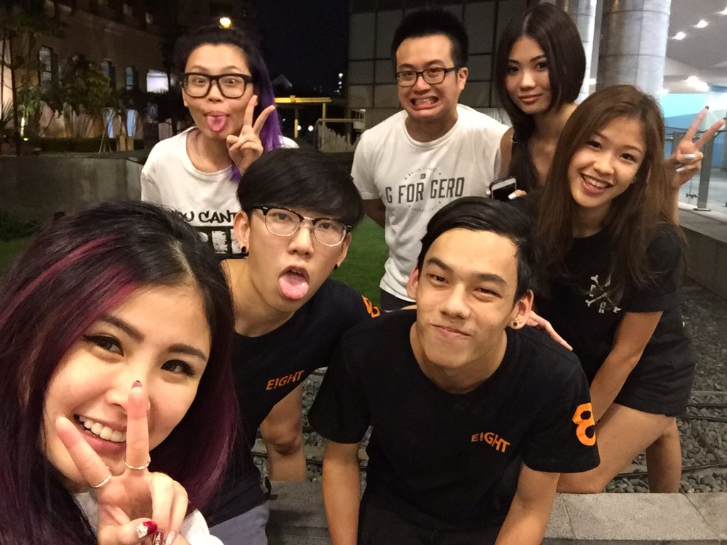 RyanLimmmm's tweet photo. they so good wait for us downstairs our workplace to take picture 😭 https://t.co/UOqGM2yjWa