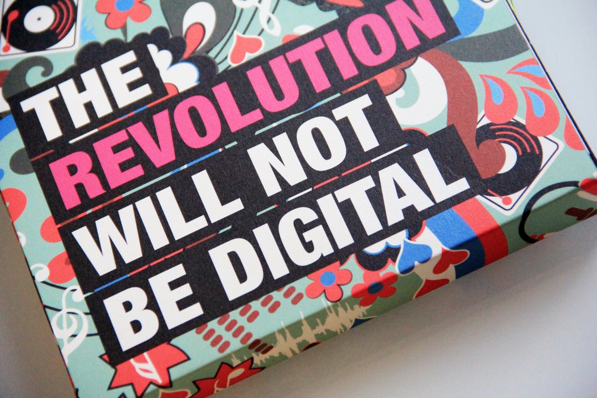 Flying_Vinyl's tweet photo. Did we mention we had a lil packaging redesign for this issue of Flying Vinyl? Viva la revolution! https://t.co/26oneNrvnY