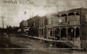 LoyalistLife's tweet photo. You colonists can keep failing to make a government, I will be living on Vankleek Hill Canada, a true British colony https://t.co/dyhRbBkriB