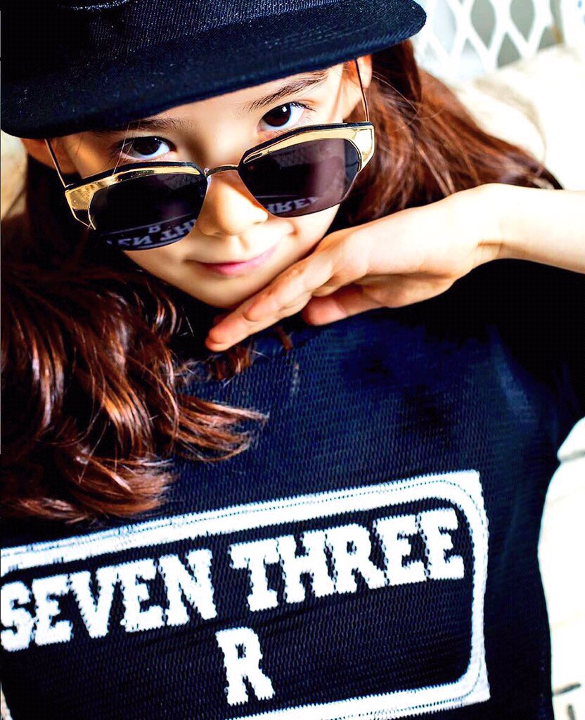 DreamLaurenn's tweet photo. Lauren is so cool 😏 #Lauren @LaurenLunde #LaurenHannaLunde #로렌 https://t.co/AZ9RhmKu0S