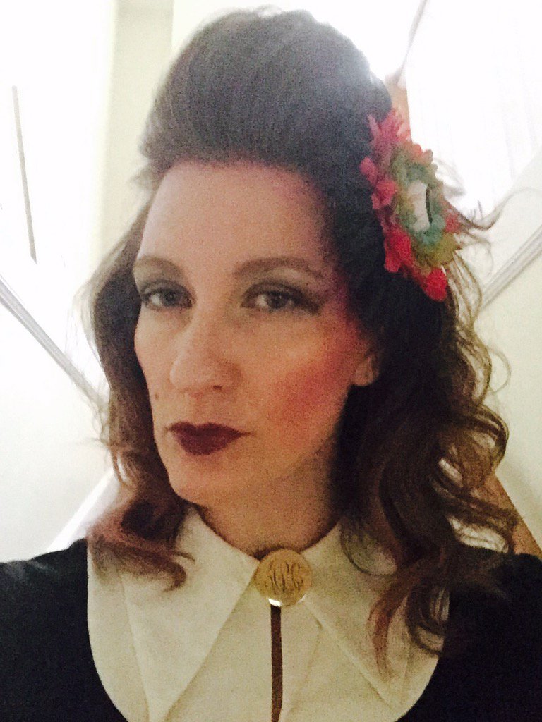 JNRutherford's tweet photo. Spooooky #glamprof on #midwifery #whnp exam day, #Halloween edition. https://t.co/P87WflBwUj