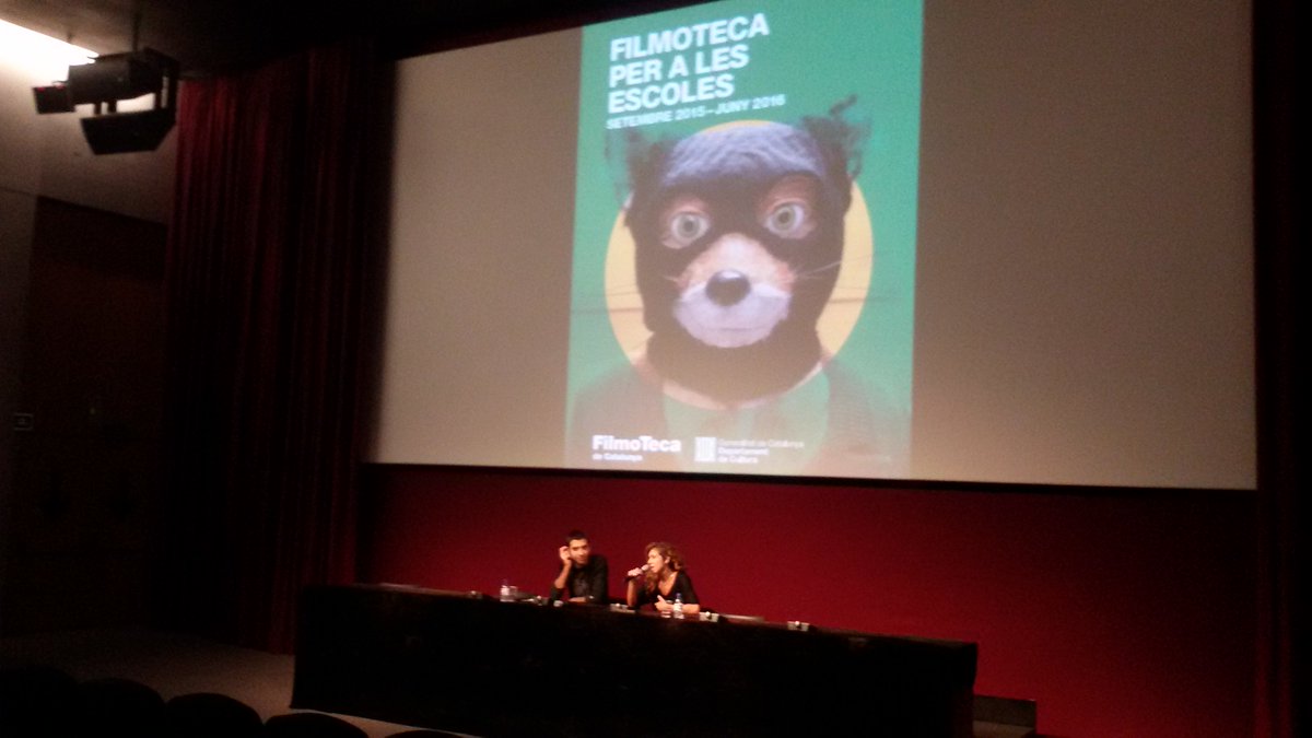 filmotecacat's tweet photo. Molt intensa la sessió de @MIRADES_RSSS amb l'INS Miquel Tarradell avui. Gràcies @CameresiAccio! #FilmotecaEscoles https://t.co/drYJS6MZMt