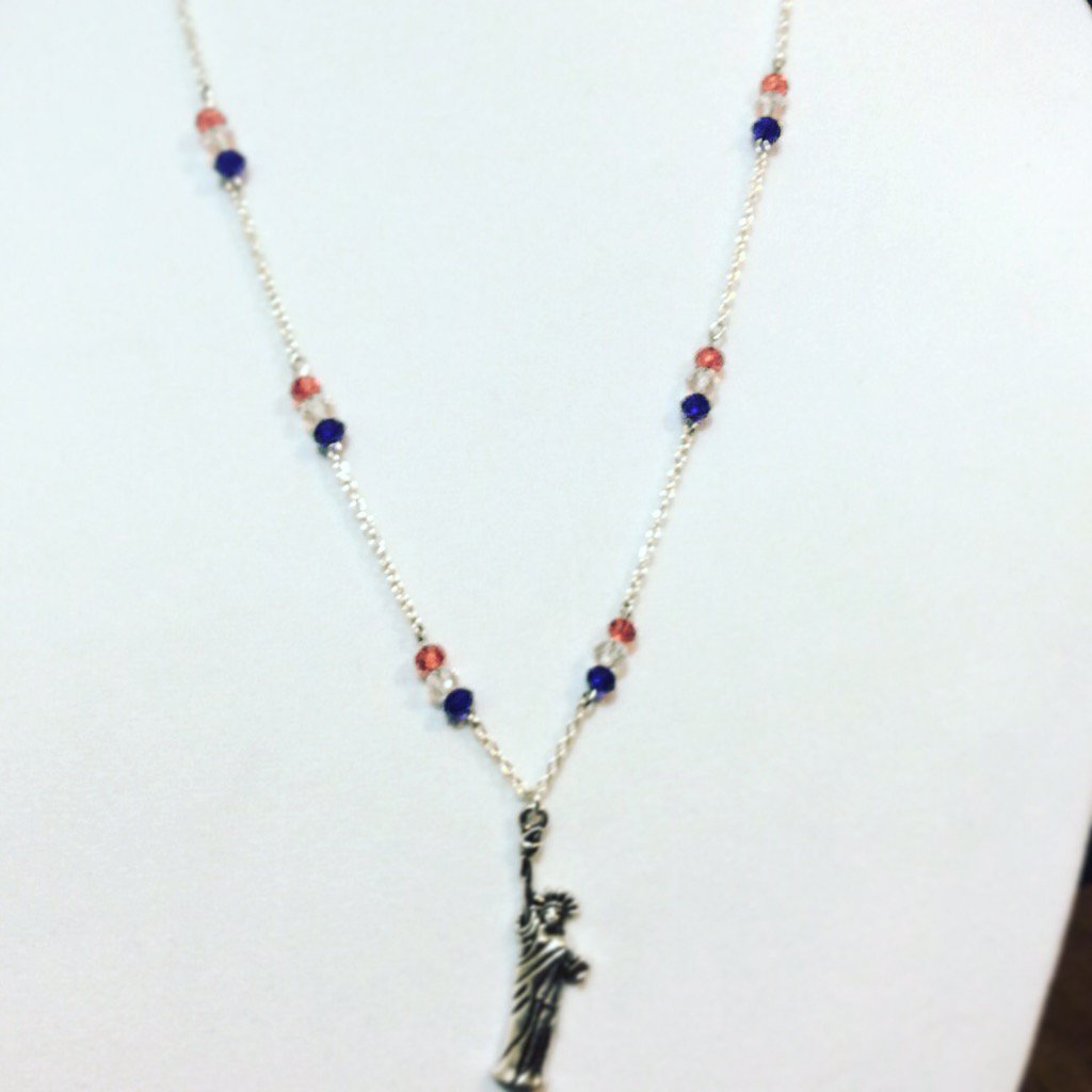 debs_designs13's tweet photo. This week.....Red, White, &amp; Blue #etsyseller #debsdesigns #vetmade #vetowned #ForSale #silver #necklace #crystal https://t.co/16dHn02r4J