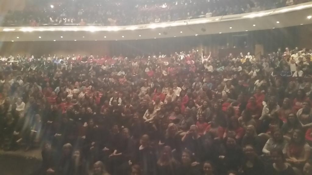 uakronmusic's tweet photo. 800+ HS &amp; MS musicians @EJThomasHall for #Collage2015 @uakron #ZipsMusic https://t.co/GQLxjZsfHn