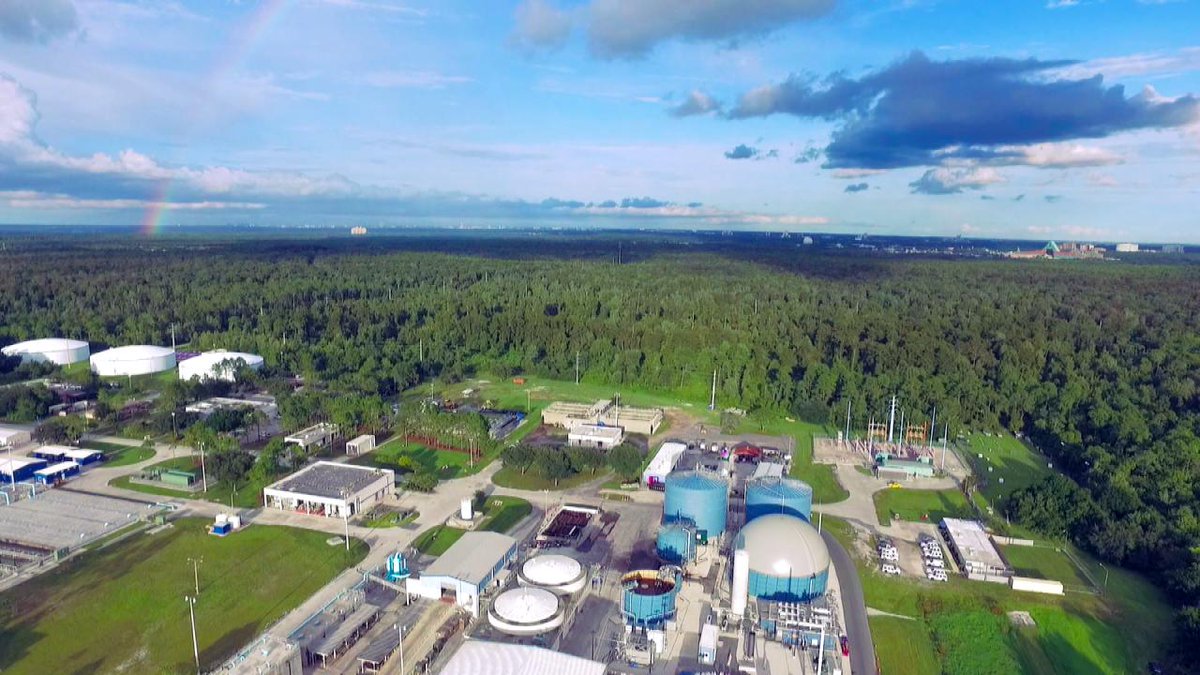 FlaAquastore's tweet photo. #FloridaAquastore delivers #liquidstoragetechnology to one of our Bioenergy projects in Orlando Florida #Aquastore https://t.co/VucsQz5fRs