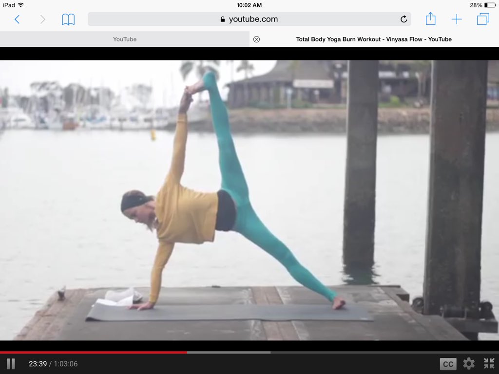 PhoeMed's tweet photo. Yoga session was great until dey say hit da #quan #imagrownassman https://t.co/ZtnIVYiU1y