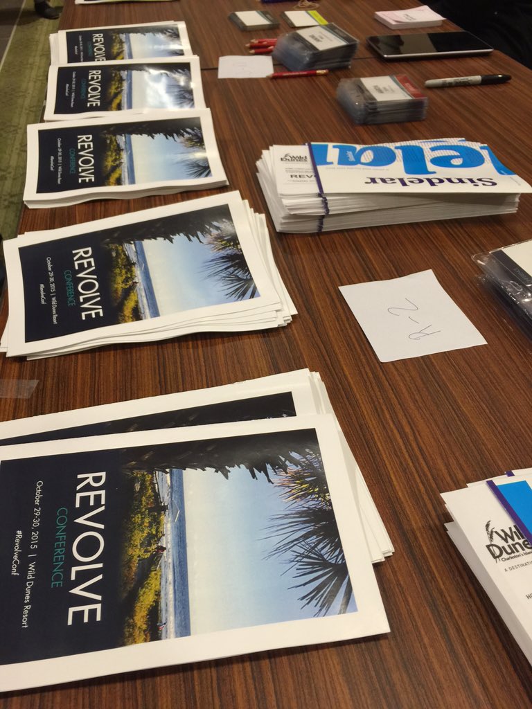 getintrigued's tweet photo. Revolve is happening! #revolveconf #design #businessstrategy #marketing #getintrigued https://t.co/izYaH3Bjvm