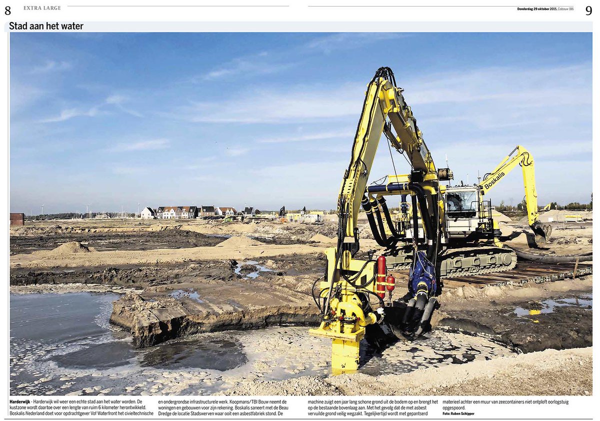 Vandaag in #Cobouw, foto van de bodemsanering met Beaudredge van #Boskalis. Woningbouw #Waterfront in #Harderwijk.