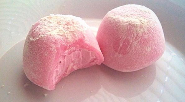 MochiIceCream's tweet photo. Can't get enough Mochi? Join the club! #MakeItMochi https://t.co/8D3kX3Xj8r