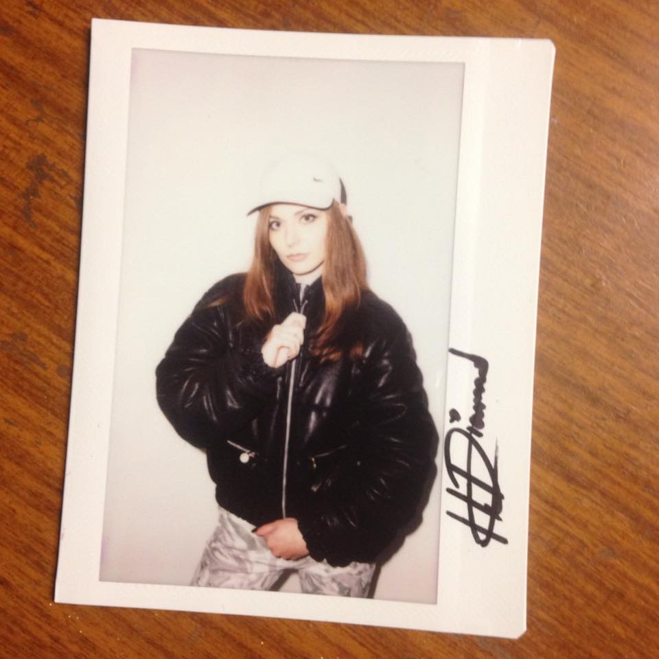 thearkstudiouk's tweet photo. Popstar @Hannahdiamond_ in the studio shooting her new single cover with photographer @williamewright #dalston https://t.co/mY0AlFVnYH