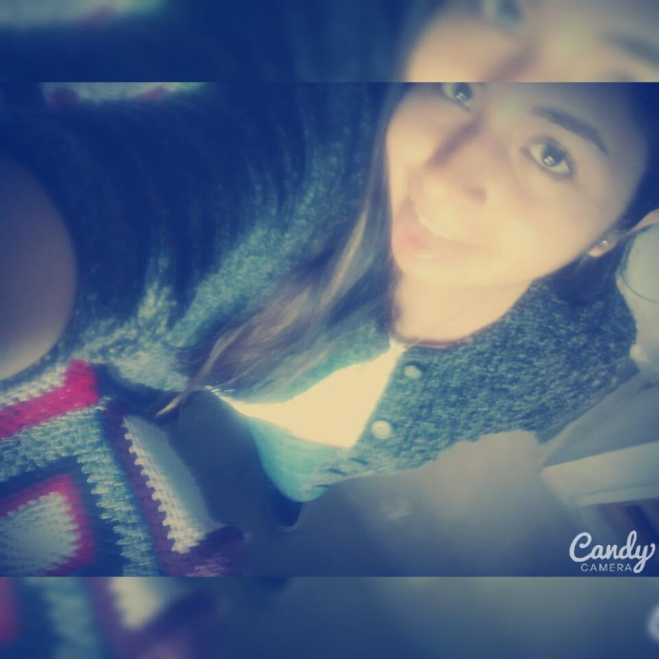 AnniAder's tweet photo. Verte sonreír es lo que me hace feliz❤ https://t.co/OHyRz8EIpL