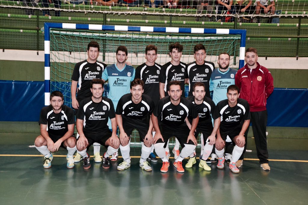 IIIColumnas's tweet photo. 🏆 3ªDiv - J5

📆SAB 31 Oct
⌚️18:00h

⚽️ @CDSani2000 vs III Textiles Acosta
📍Pab. Mariano Haro (Palencia)

📱#III https://t.co/QHBpBPNQWy