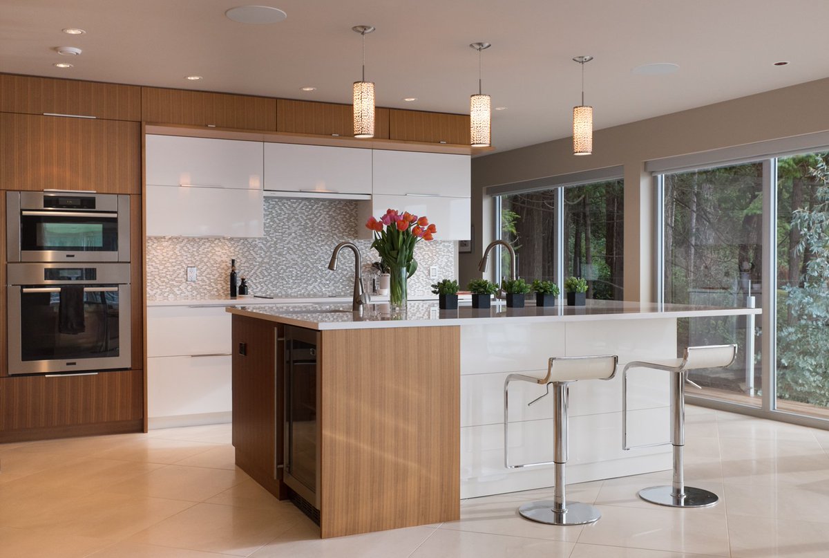 Real Houses Of... tweet media