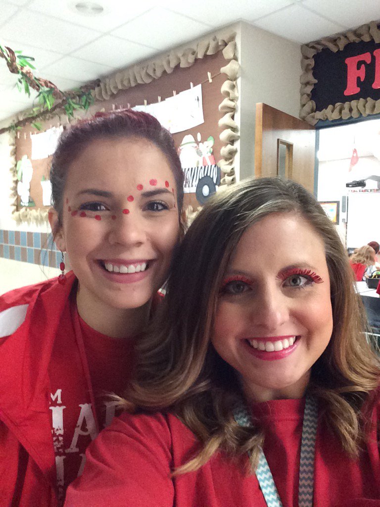 MsRichardsclass's tweet photo. Teachers like to participate in #RedRibbonWeek too! https://t.co/QIcRnqXu5v
