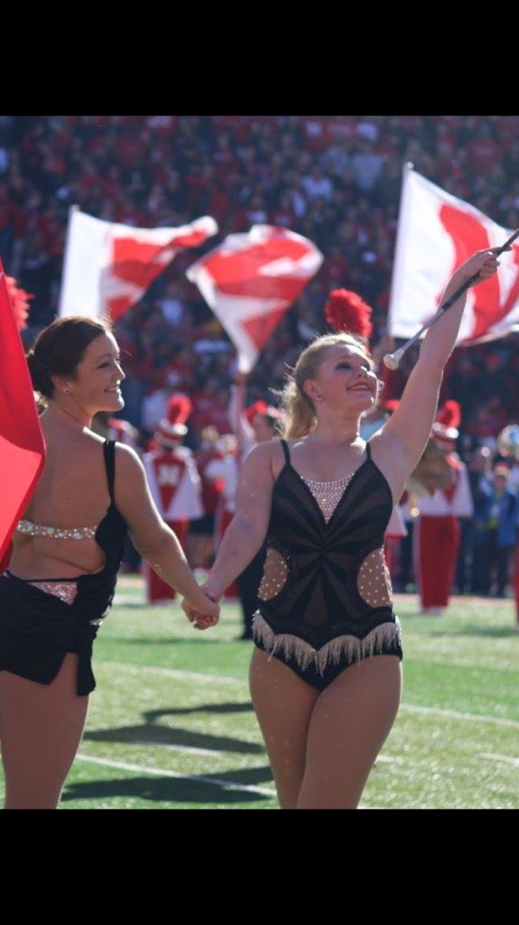 big10NEWI's tweet photo. Love these smiles! #UNLbands #Huskers https://t.co/ITCJkoKj58