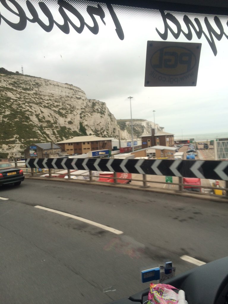 bbsparis2015's tweet photo. Hello Dover 😀 https://t.co/UpjLnVAW9v