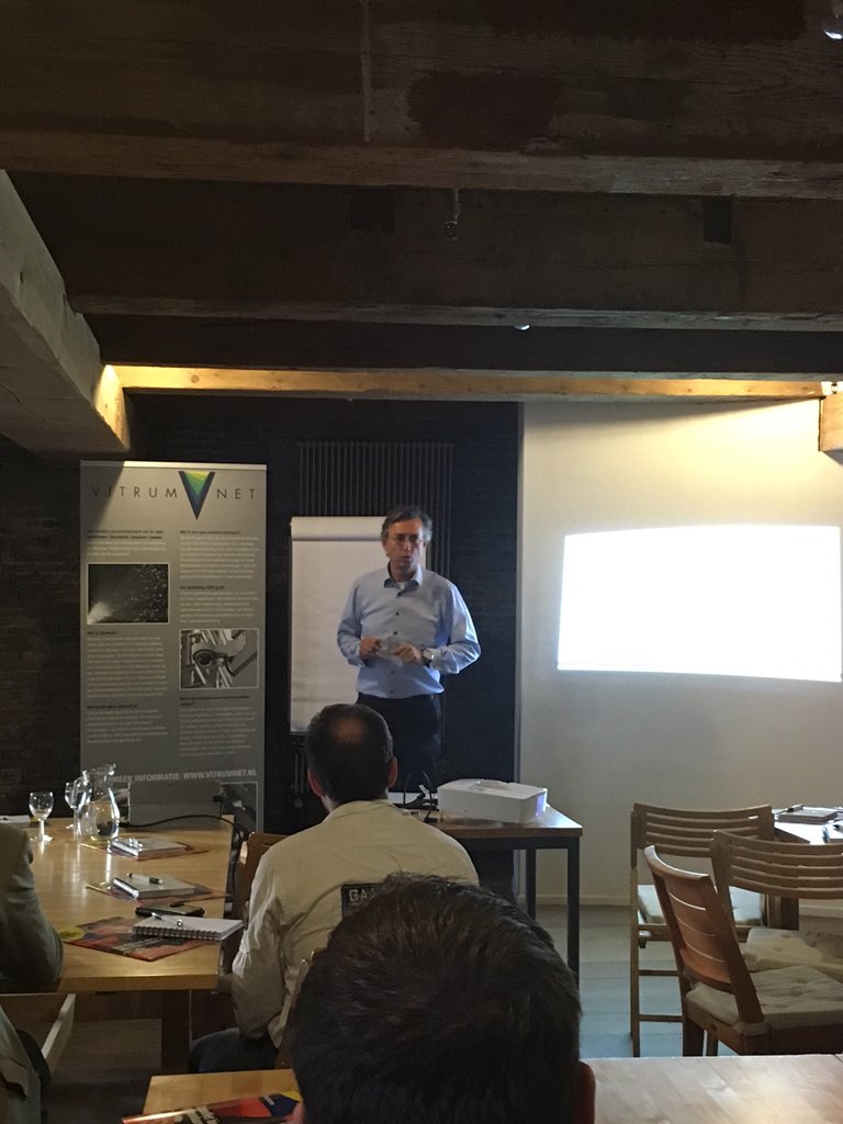 VitrumNet's tweet photo. #VitrumNet Erik Kamps over Big Data https://t.co/MsJCsJn0H5