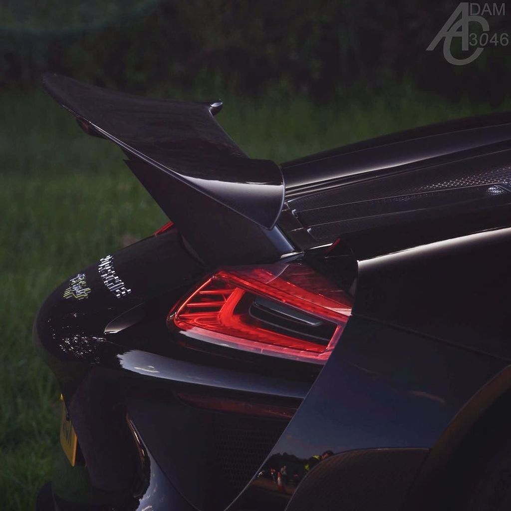 OnlyCarrera's tweet image. @leonsamonas' Porsche 918 Spyder at @vmax200 #Hypermax iii, with @auto_vivendi 
#Porsche #porsche918 #porsche918spy…