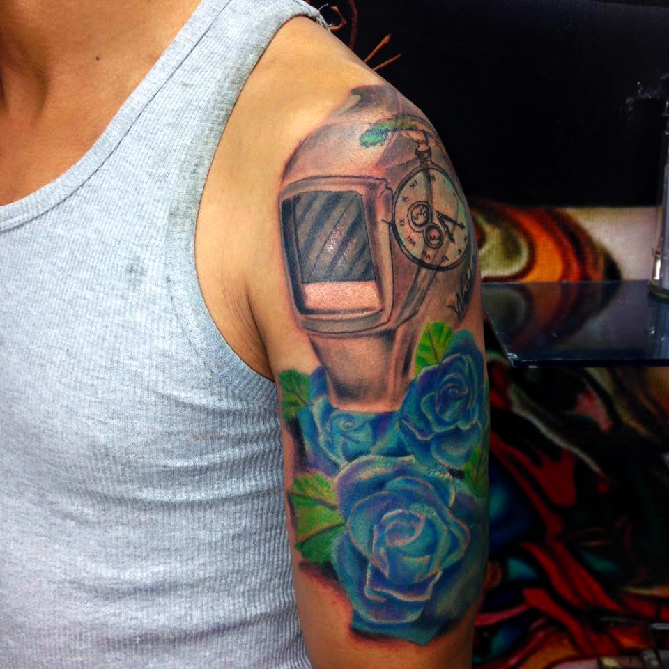 1000tonTattoo1's tweet photo. 1000TON TATTOO #Chitre #tattoochitre #tattoopanama #tattoopty by Milton
Whatsapp 65376588 https://t.co/c70LH9oWta