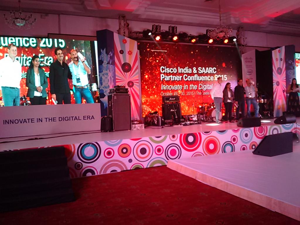 cisco_in's tweet photo. Mega Draw Winner of IPhone 6S goes to Mr Jivan - Wipro Ltd #cipc2015 https://t.co/EdV1ULWvV4