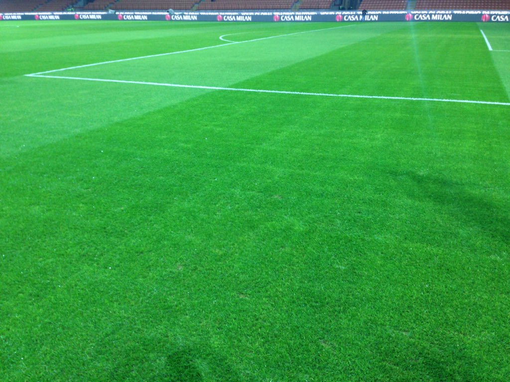 marco5891's tweet photo. MatchDay
#work #acmilan #weareacmilan #insideacmilan #SerieATIM https://t.co/uzkQBgkQ8y