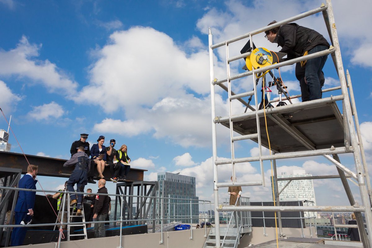 samsungbusiness's tweet photo. Take a peak behind the scenes of our Samsung Business photoshoot #SamsungFuture https://t.co/UMODf8ubj5