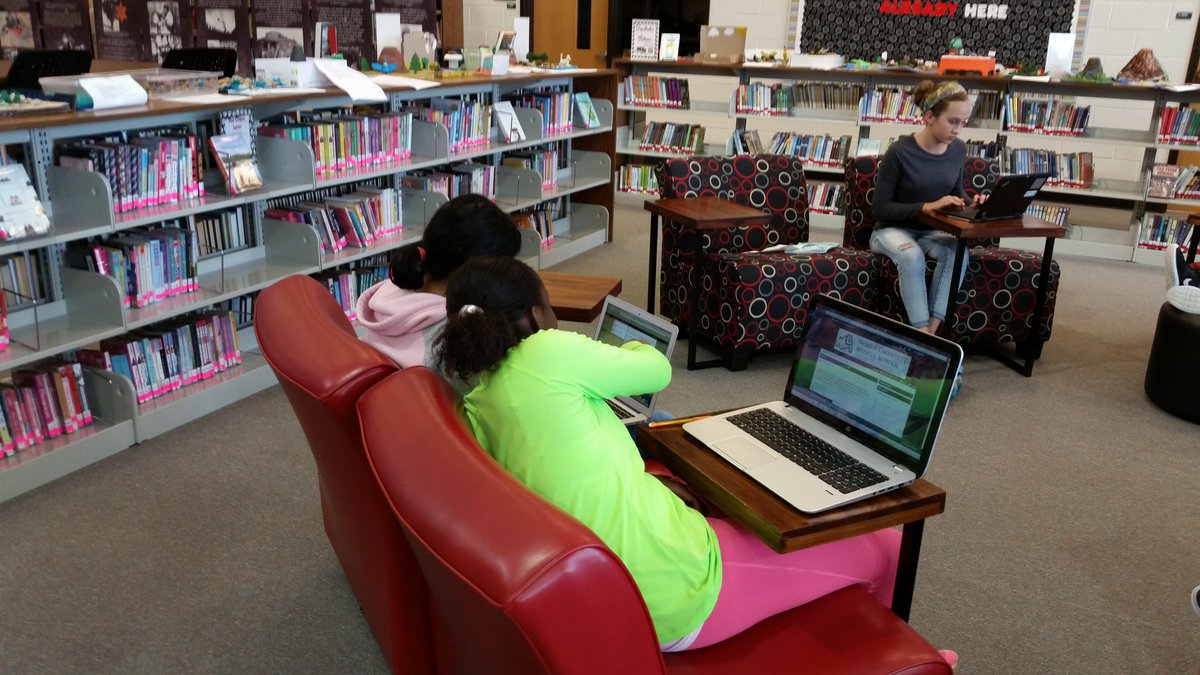 NGMSBulldogs's tweet photo. NGMS students love our collaborative learning spaces in the Media Center! #gcpslearningspaces https://t.co/8FL3Bm55wx