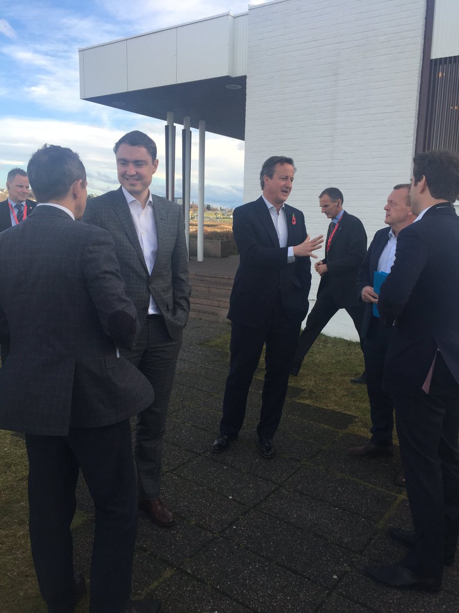 HallaTomas's tweet photo. Really interesting 2 learn more about #estonia from their impressive PM @TaaviRoivas in #Iceland today #NFForum2015 https://t.co/ffTQ7KfyA2