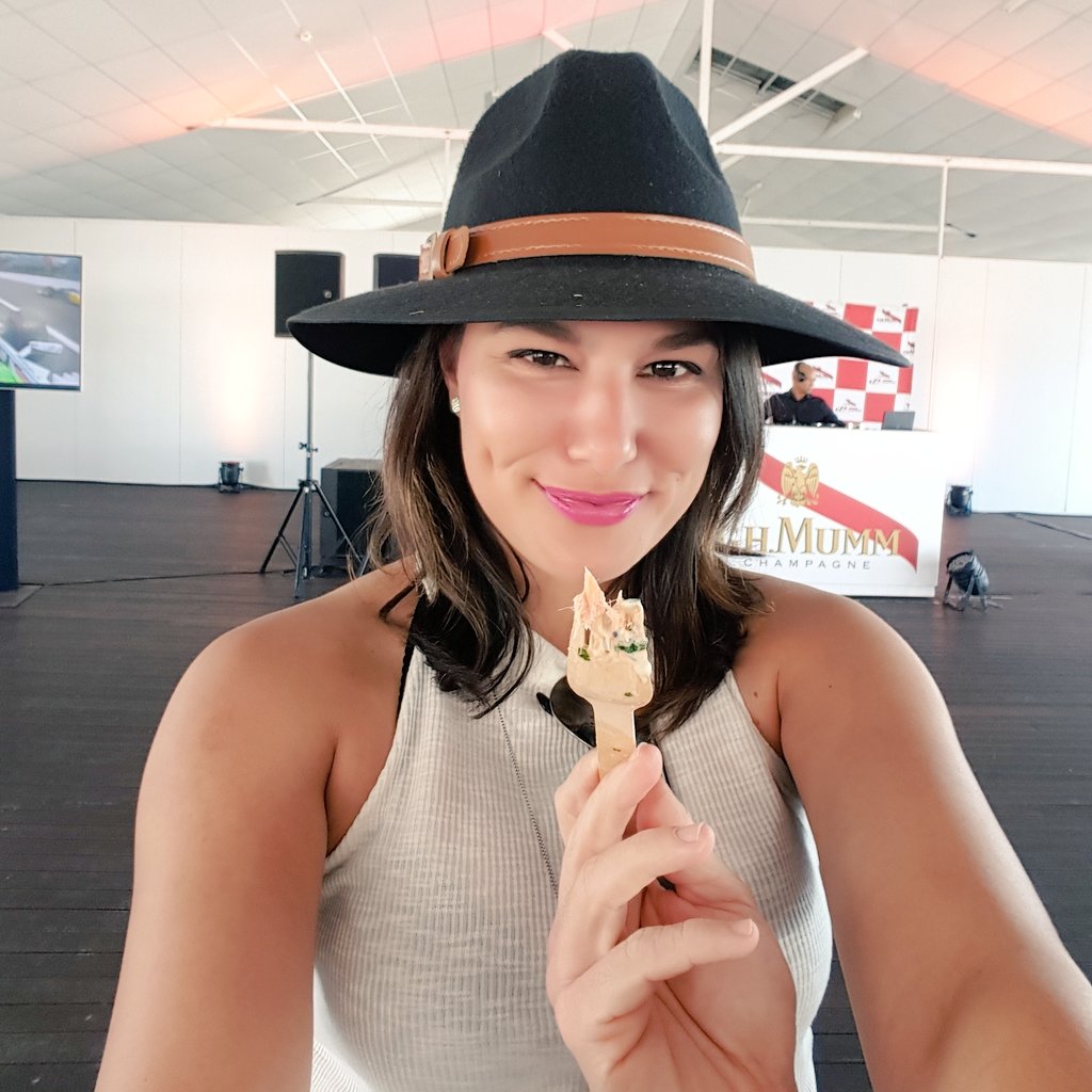 Urkila's tweet photo. @DisaronnoSA Rocking my #PharrellHat 😅😅😅 #DisaronnaWearsCavalli https://t.co/kRlHUBZYKS