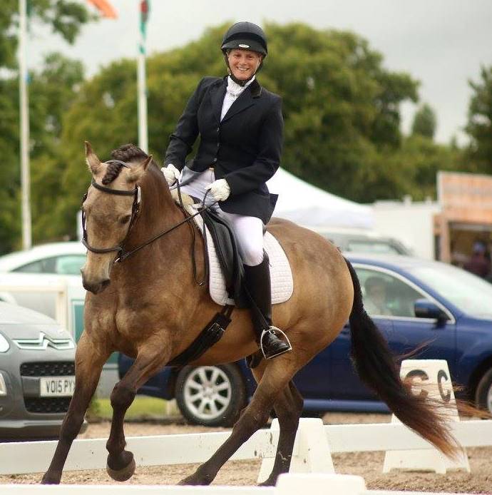 YourHorseLive's tweet photo. Latest @YourHorseLive show news. Don't miss the Parelli demo in the @Nettexequine Arena: thttp://goo.gl/vDc81G https://t.co/CJUjJhC8gc