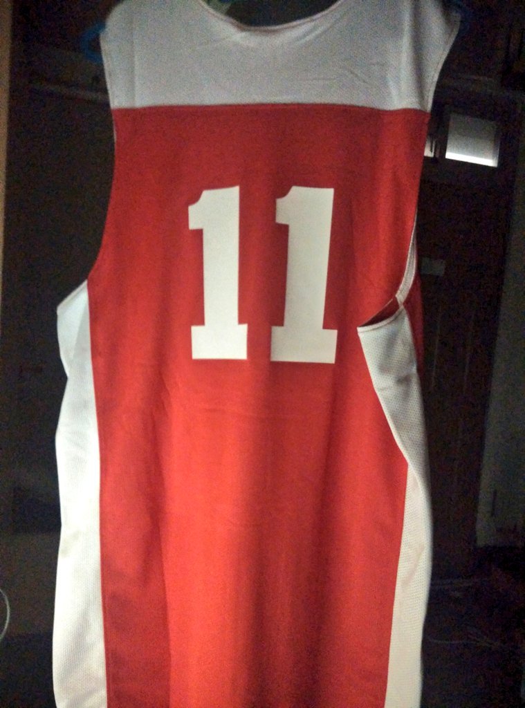 ChengJiu1's tweet photo. 大學第二套球衣 🏀🏀🏀..
#11 #RM230 #√√就是不一樣 https://t.co/HovjWgYDUx