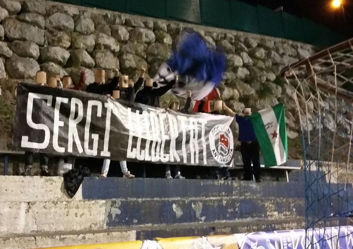 Ayer en el trofeo del centenario contra el Bilbao Athletic pedimos alto y claro SERGI LLIBERTAT!!!
#SergiAske