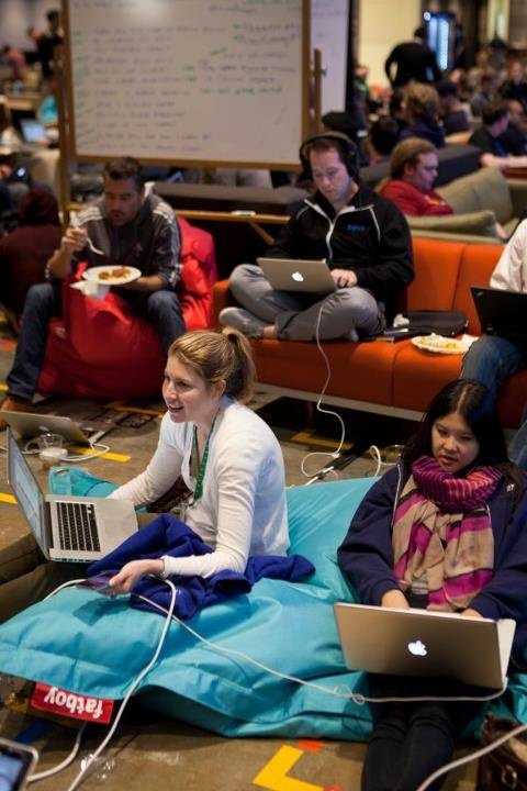 ossia's tweet photo. You only need to do two things to become a good programmer https://t.co/YS8oFX3hQL https://t.co/oTFB1TlirF