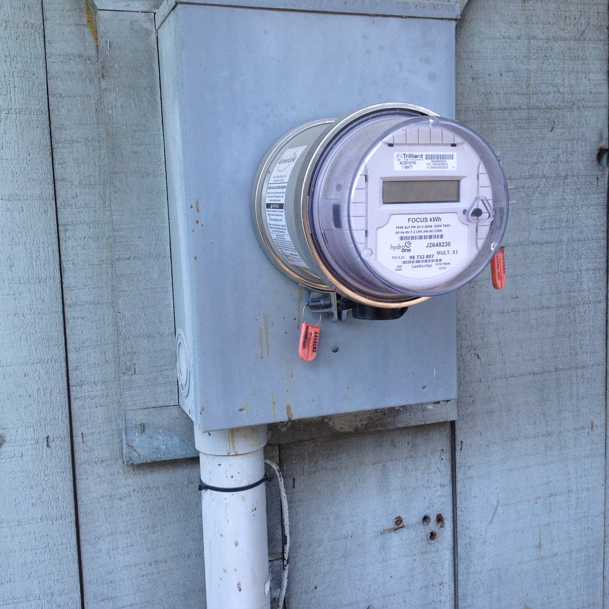 GeneratorSol's tweet image. #ONSTORM Powers Out. Easily hooked up the generator to  #GenerLink &amp;amp; we are back in business generatorsolutions.ca