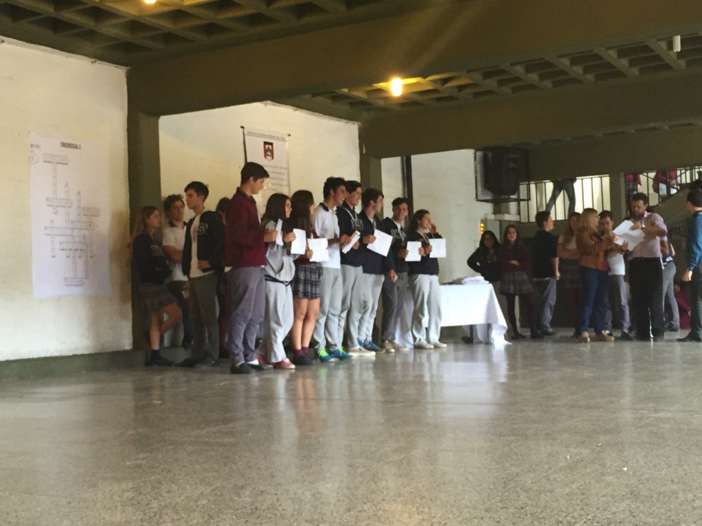 planbinsv's tweet photo. Premiación de los Islámicos con la medalla de bronce👏🏻 https://t.co/wSFaNSKguF