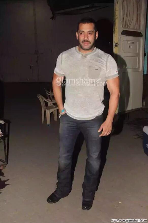 inshaammu's tweet photo. Most handsm dshnggg Stylist Superstar my love Prem Sultan @BeingSalmanKhan lvvv u till infinity๐๐๐๐ #ChatWithPrem https://t.co/4BfPH7s4as
