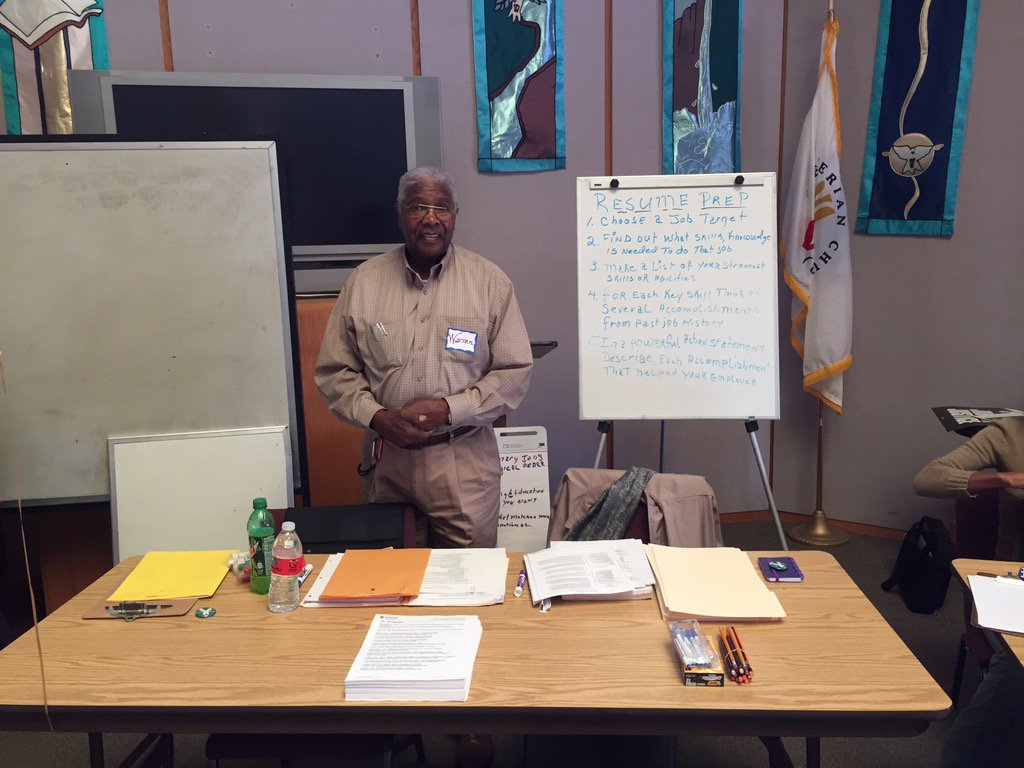 BLM5280's tweet photo. Need resume writing help?? Check us out at #LifeBeyondBars, happening now!
https://t.co/9SQLH9ZVXy https://t.co/ld60zSNAAe