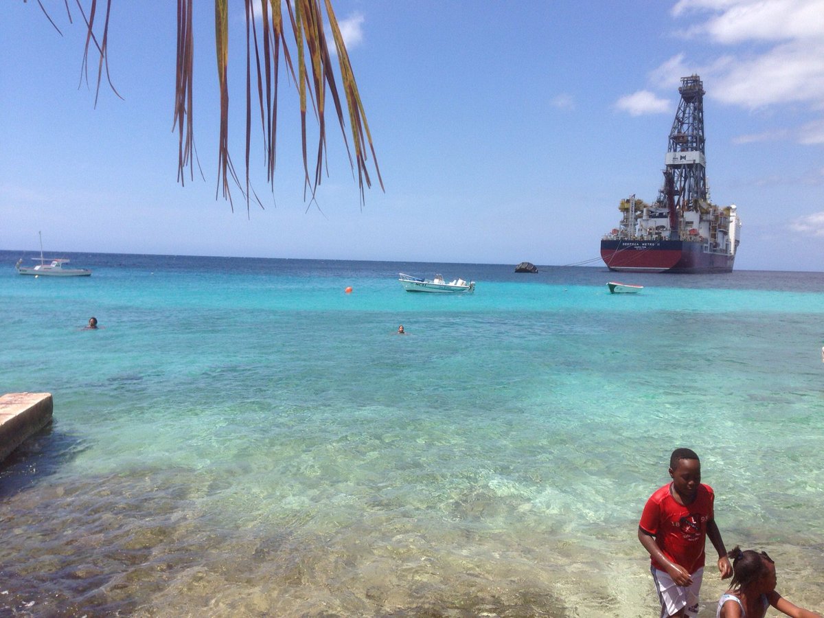 madein_curacao tweet picture