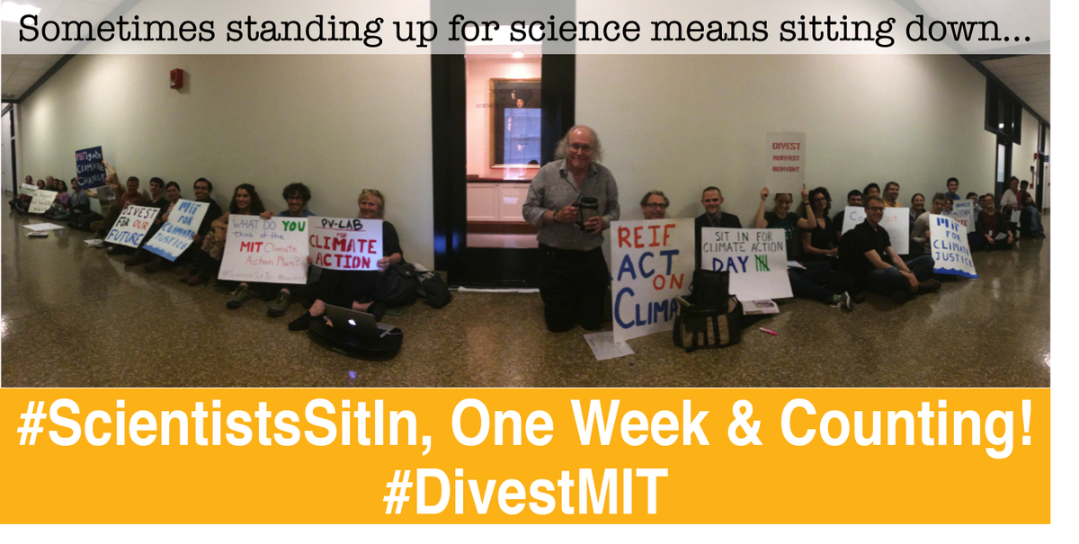 FossilFreeMIT's tweet photo. End of Week 1 of #ScientistsSitIn for @MIT climate action: Bigger+stronger than ever! @GoFossilFree @billmckibben https://t.co/SpirhoptI9
