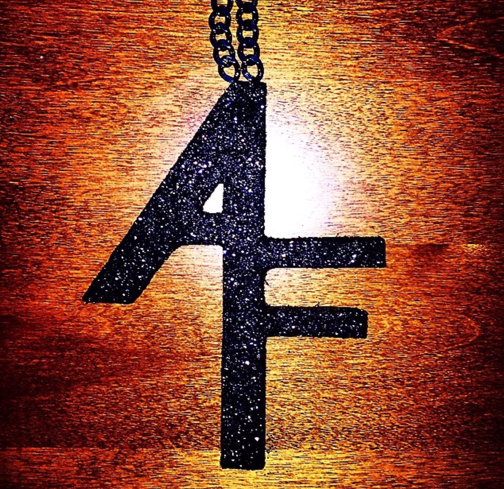 chainsbyayo's tweet photo. Custom "AF Fitness 💪🏾" chain for @absoulute_fitness #itsamovement #chainsbyayo #chaingang #chainedup https://t.co/J8G0Ej8lYk