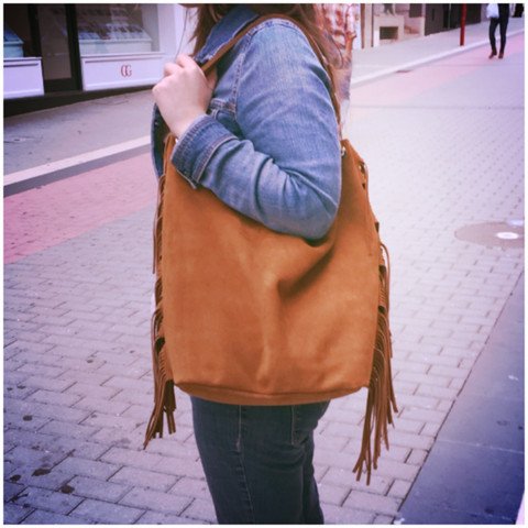 loveidomenech's tweet photo. ATTENTION!!
Do you know how to take #care of your #suede #handbag?
https://t.co/SpKk5D0S3P
#fashionnews #fashion https://t.co/F8qMlehViE