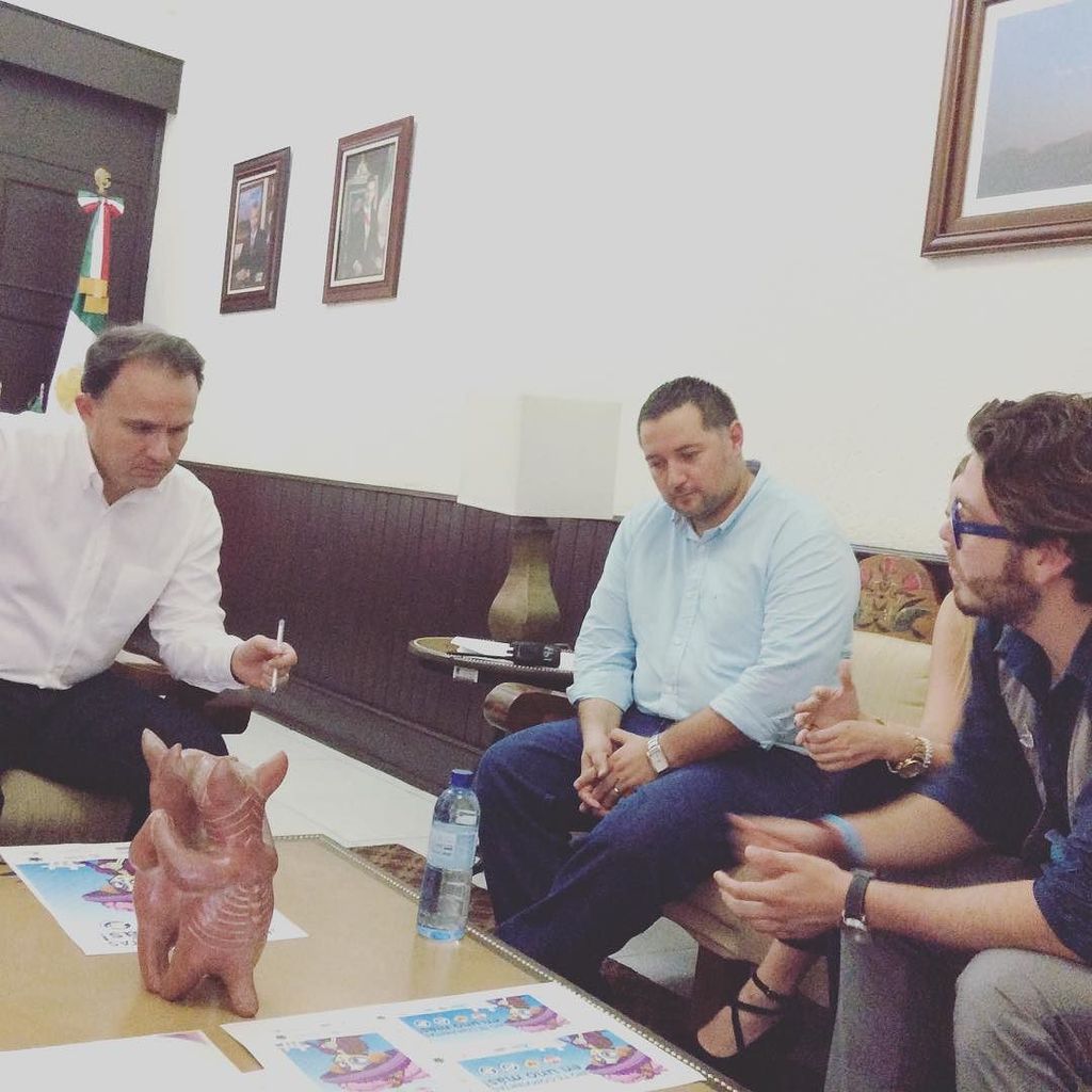 LaLupitaAC's tweet image. En reunión con el Presidente Municipal de Colima Héctor Insua revisando y celebrando convenios para #preservarlavida